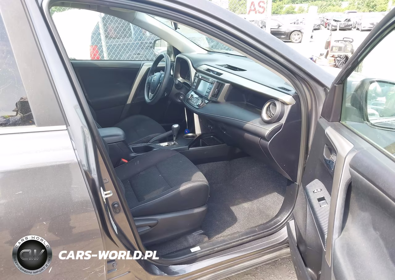 2015 Toyota Rav4 Xle VIN:2T3RFREV9FW365229 - 5