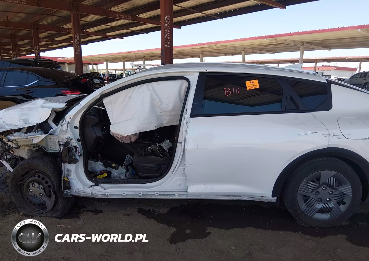 2025 Kia K4 Lx VIN:3KPFT4DE1SE089800 - 14