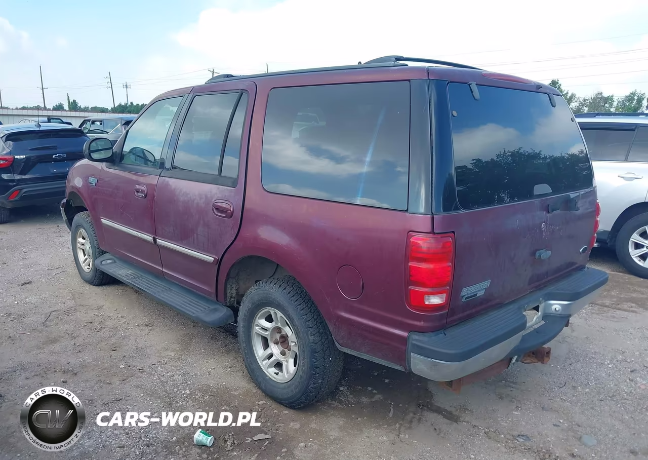 2000 Ford Expedition Xlt VIN:1FMPU16L5YLA98569 - 3
