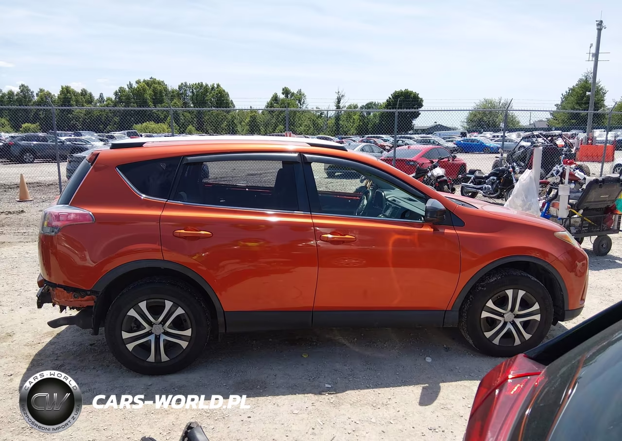 2016 Toyota Rav4 Le VIN:JTMBFREV5GJ096020 - 14
