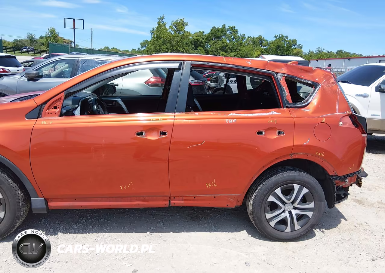 2016 Toyota Rav4 Le VIN:JTMBFREV5GJ096020 - 6