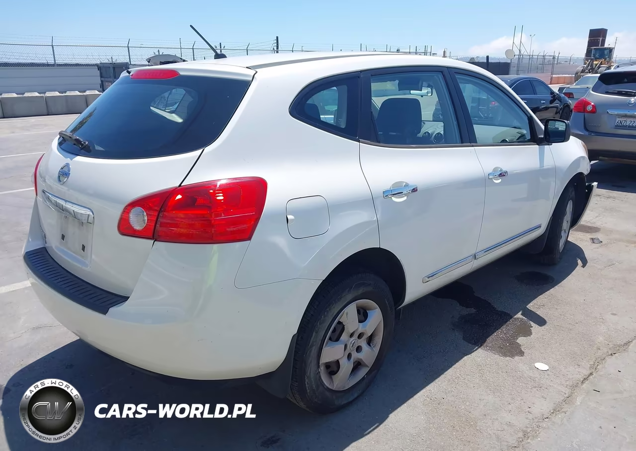 2014 Nissan Rogue Select S VIN:JN8AS5MT8EW100520 - 4