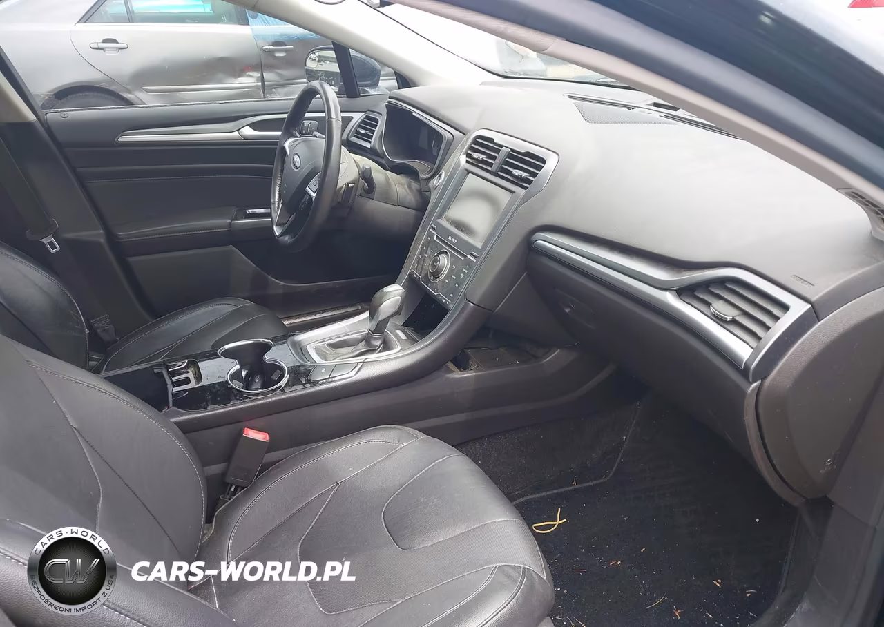 2014 Ford Fusion Titanium VIN:3FA6P0D93ER223337 - 5