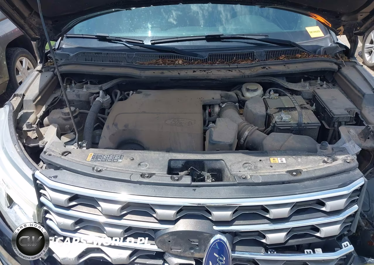 2016 Ford Explorer Xlt VIN:1FM5K7D83GGC30041 - 10