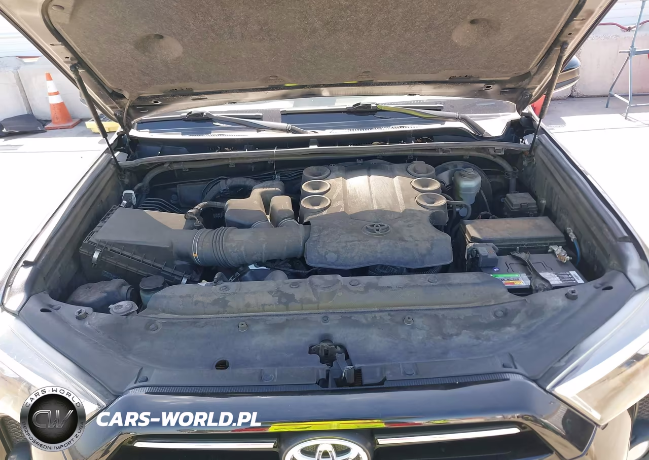 2020 Toyota 4Runner Sr5 VIN:JTEZU5JR5L5214247 - 10