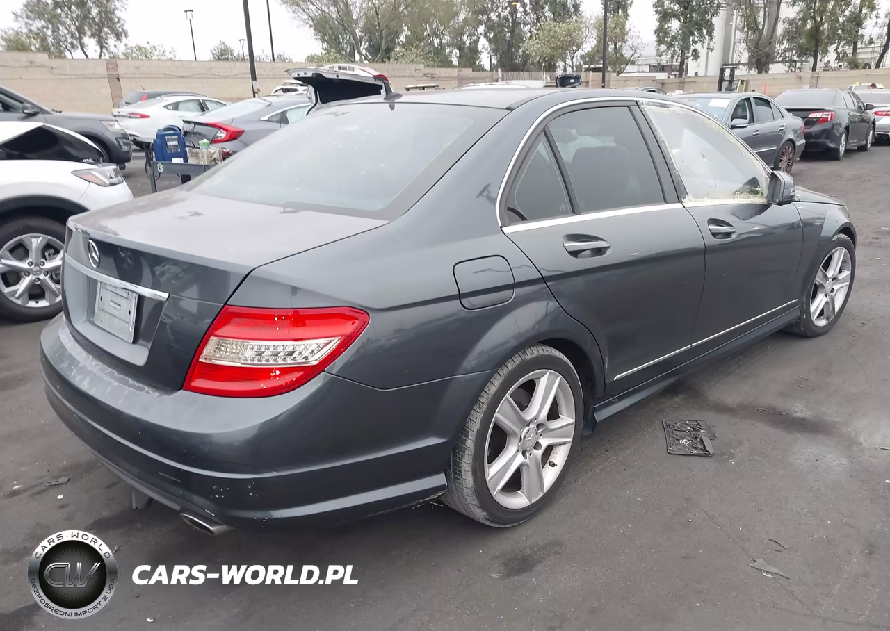 2011 Mercedes-Benz C 300 Luxury-Sport VIN:WDDGF5EB2BA510728 - 4