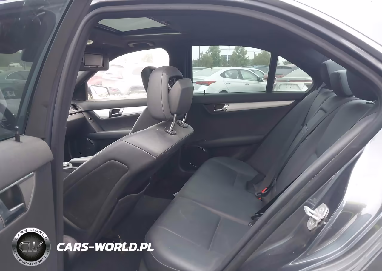 2011 Mercedes-Benz C 300 Luxury-Sport VIN:WDDGF5EB2BA510728 - 8