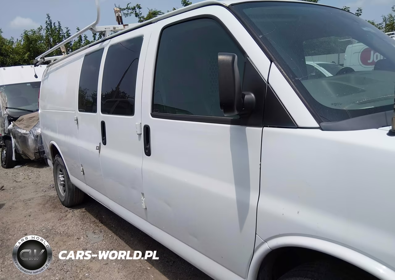 2014 Chevrolet Express 3500 Work Van VIN:1GCZGUBG5E1165919 - 13