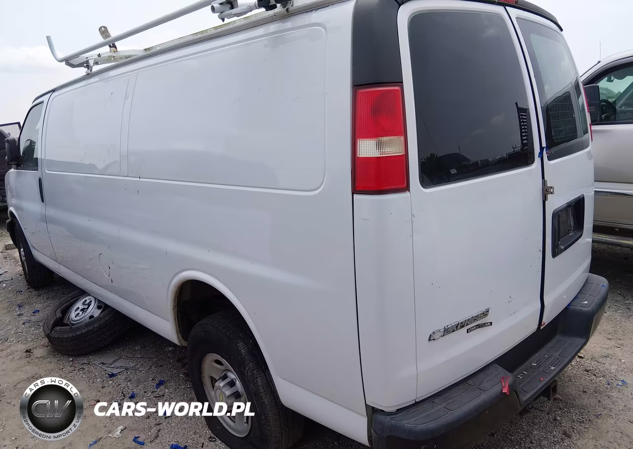 2014 Chevrolet Express 3500 Work Van VIN:1GCZGUBG5E1165919 - 3