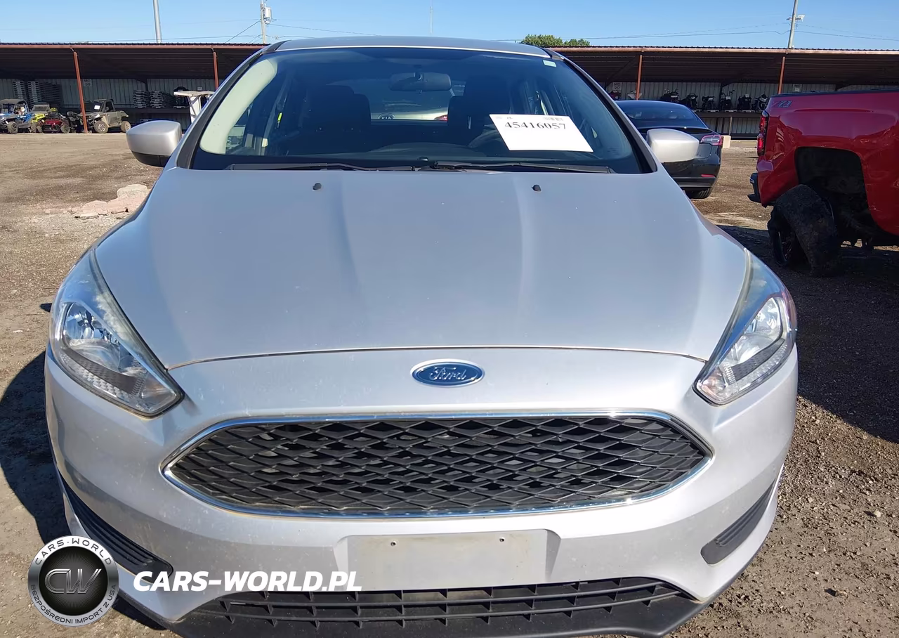 2018 Ford Focus Se VIN:1FADP3F21JL210250 - 6