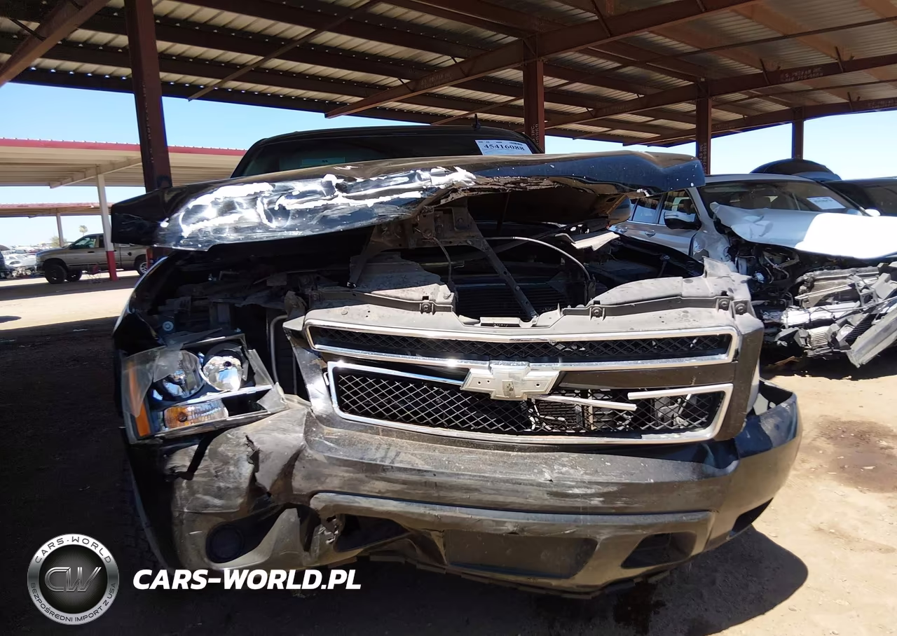 2013 Chevrolet Tahoe Ls VIN:1GNSKAE08DR319639 - 12