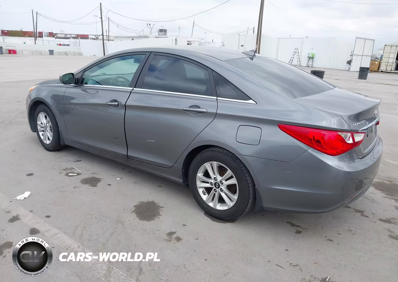 2012 Hyundai Sonata Gls VIN:5NPEB4AC2CH470862 - 3