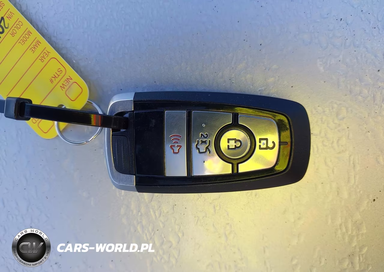 2020 Ford Fusion S VIN:3FA6P0G71LR201070 - 11