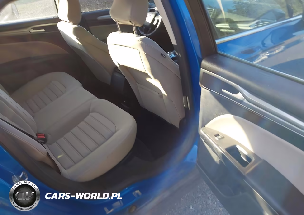 2020 Ford Fusion S VIN:3FA6P0G71LR201070 - 8