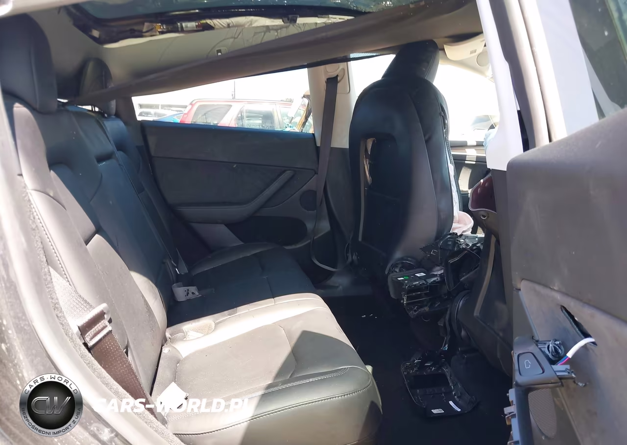 2024 Tesla Model Y Long Range Single Motor Rear-Wheel Drive-Rwd VIN:7SAYGDED7RF180287 - 8