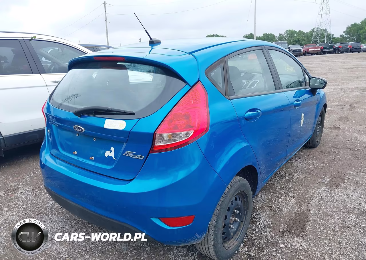 2013 Ford Fiesta Se VIN:3FADP4EJXDM171885 - 4