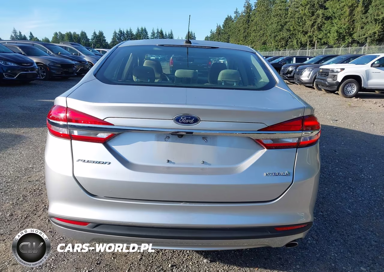 2018 Ford Fusion Hybrid S VIN:3FA6P0UU4JR243580 - 16