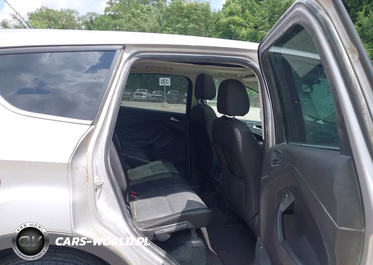 2017 Ford Escape Se VIN:1FMCU9G96HUB05362 - 8