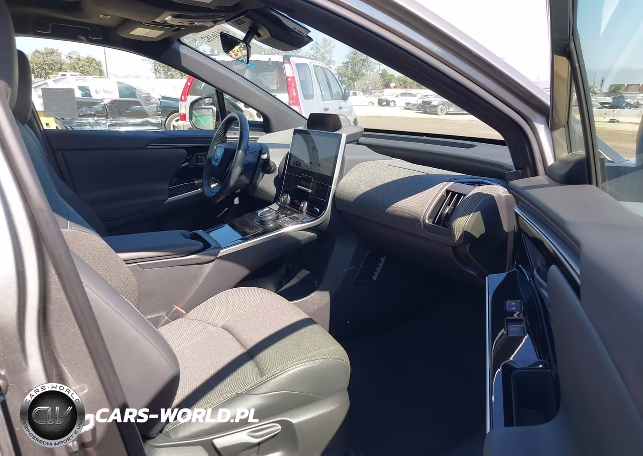 2024 Toyota Bz4X Xle VIN:JTMAAAAA7RA045524 - 5