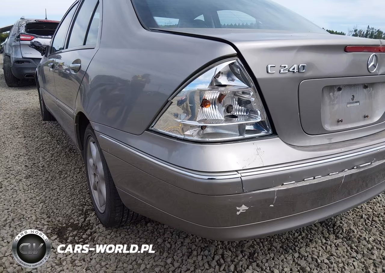 2003 Mercedes-Benz C 240 VIN:WDBRF81JX3F383232 - 19