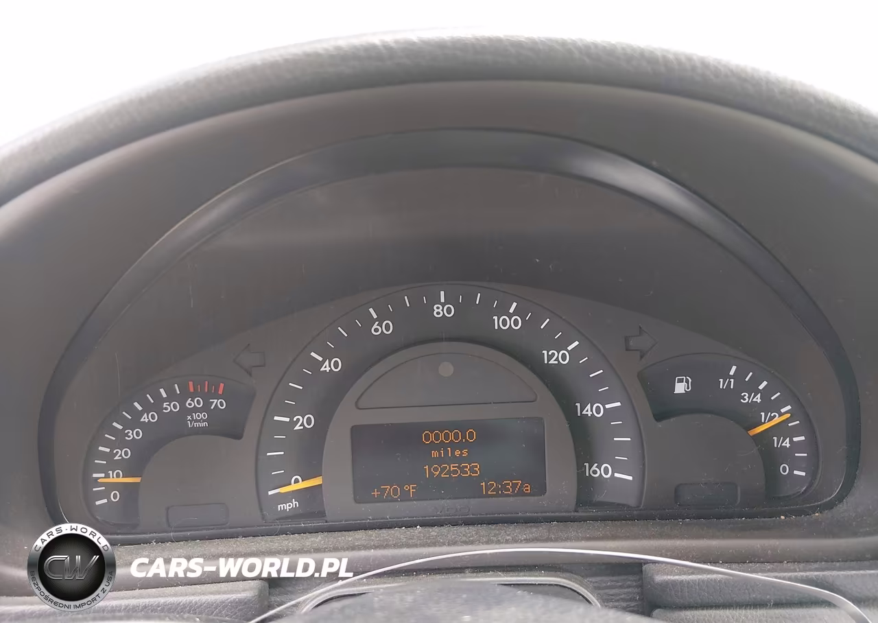 2003 Mercedes-Benz C 240 VIN:WDBRF81JX3F383232 - 7