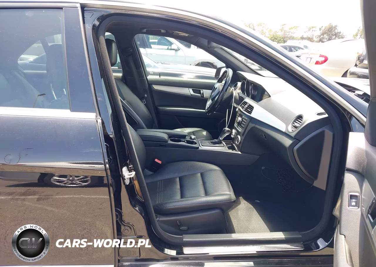 2012 Mercedes-Benz C 250 Sport VIN:WDDGF4HB3CF853428 - 5