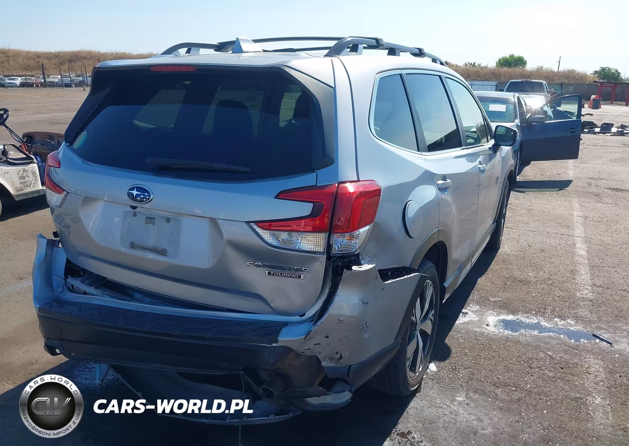 2021 Subaru Forester Touring VIN:JF2SKAXC8MH442414 - 4