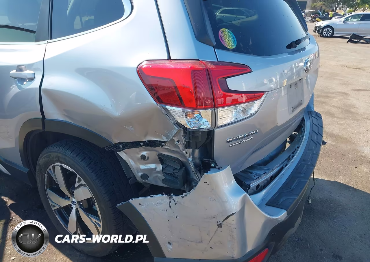 2021 Subaru Forester Touring VIN:JF2SKAXC8MH442414 - 6