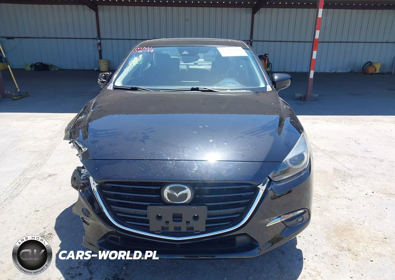 2018 Mazda Mazda3 Grand Touring VIN:3MZBN1W3XJM202728 - 13