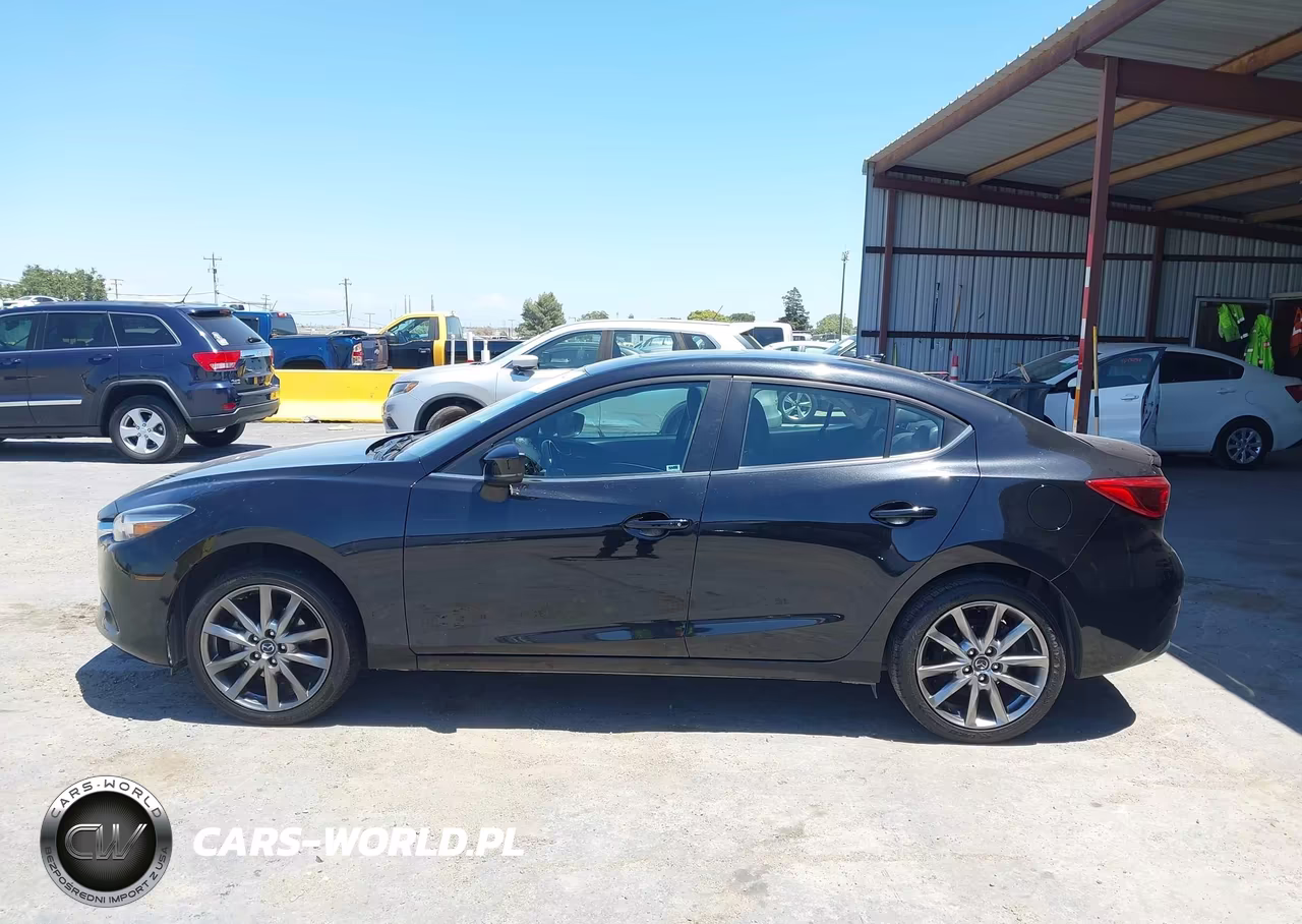 2018 Mazda Mazda3 Grand Touring VIN:3MZBN1W3XJM202728 - 15