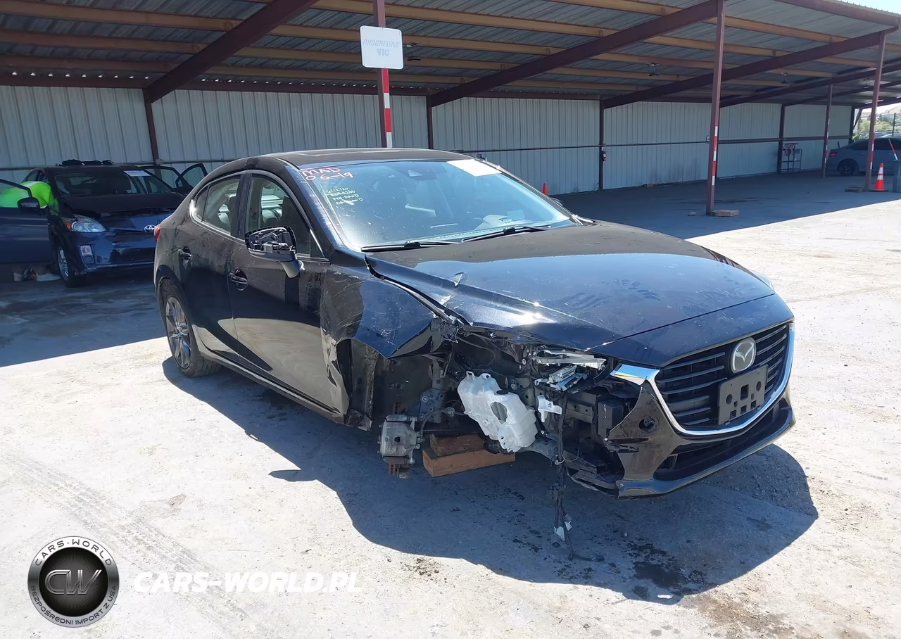 2018 Mazda Mazda3 Grand Touring VIN:3MZBN1W3XJM202728 - 6