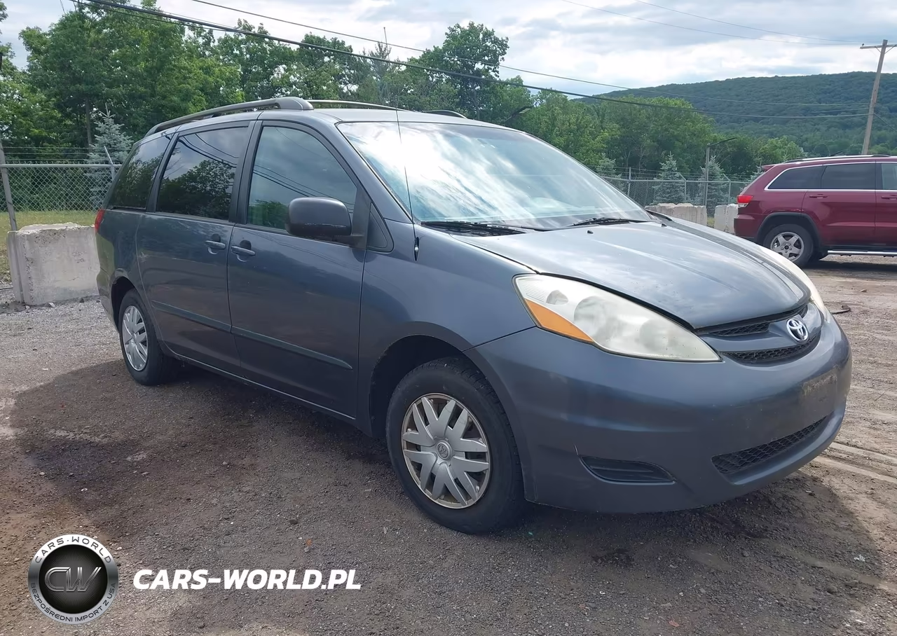 2006 Toyota Sienna Le