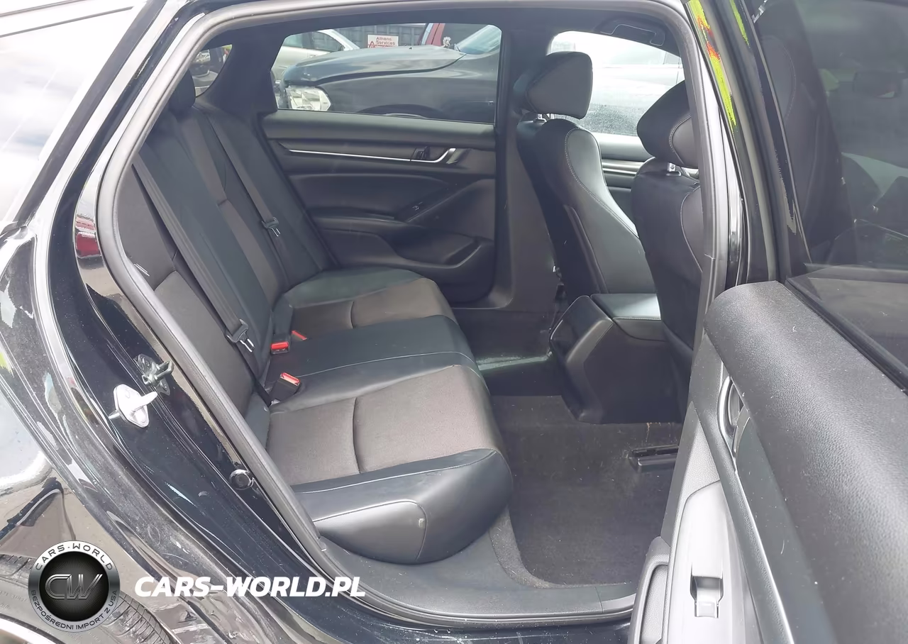 2018 Honda Accord Sport VIN:1HGCV1F38JA241811 - 8