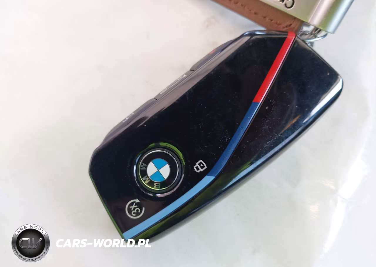 2025 BMW X7 M60I VIN:5UX33EM03S9X94002 - 11