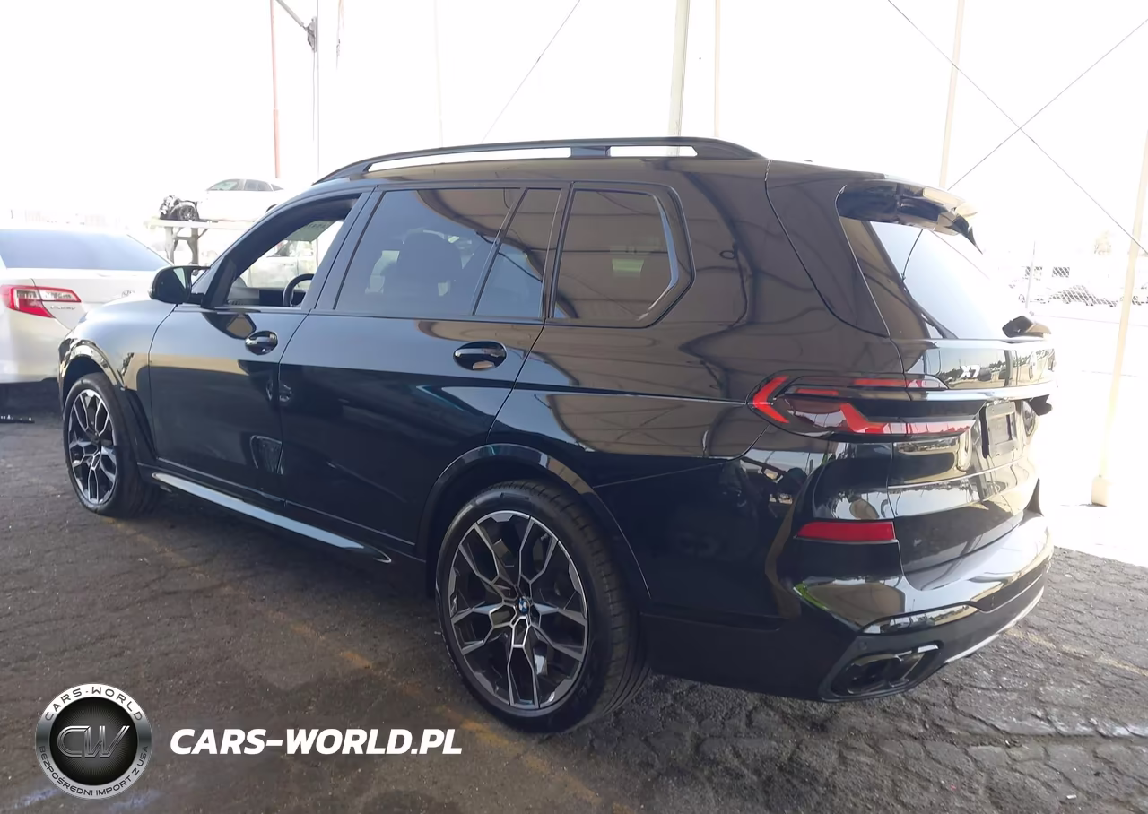 2025 BMW X7 M60I VIN:5UX33EM03S9X94002 - 3