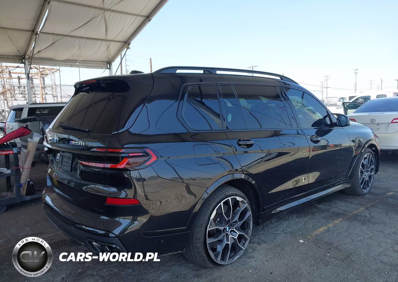 2025 BMW X7 M60I VIN:5UX33EM03S9X94002 - 4