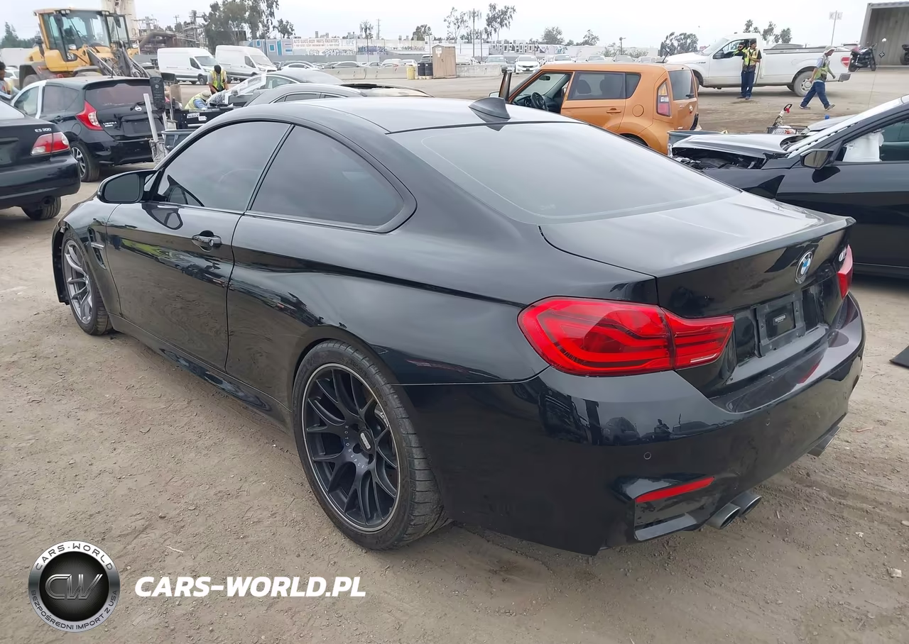 2018 BMW M4 VIN:WBS4Y9C51JAA92488 - 3