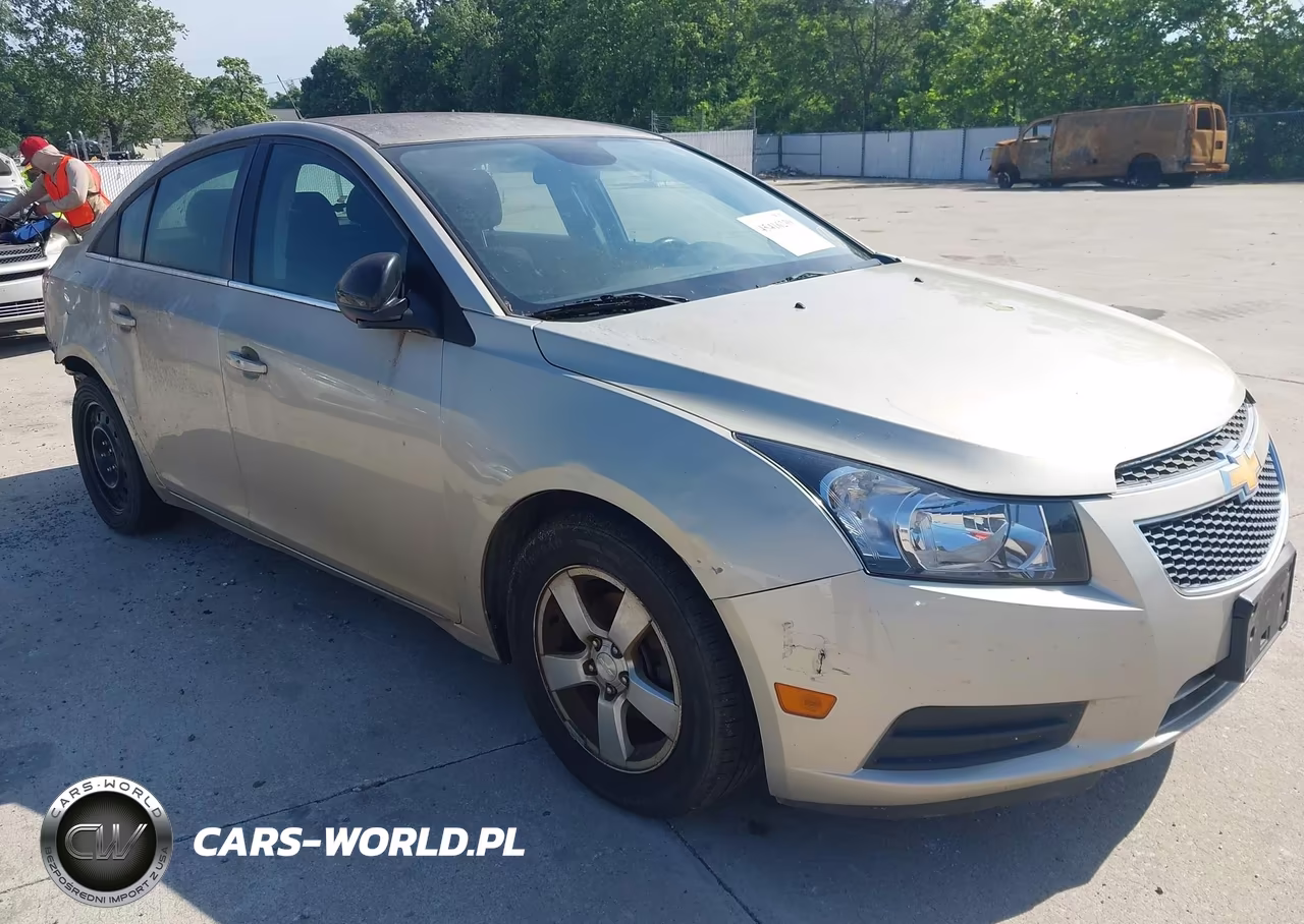 2014 Chevrolet Cruze 1Lt Auto – zdjęcie 1 z 12