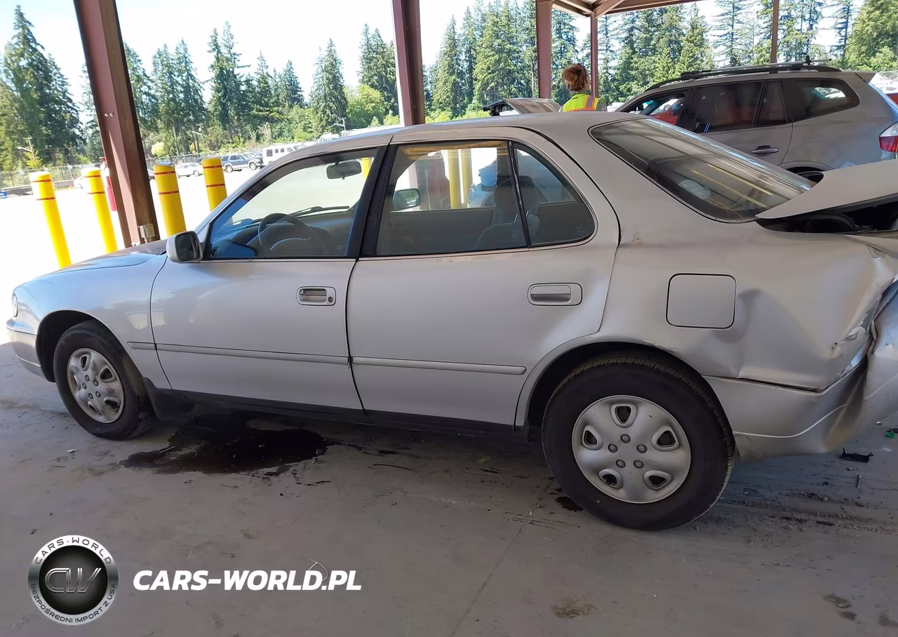 1993 Toyota Camry Le VIN:JT2SK12E9P0148765 - 14