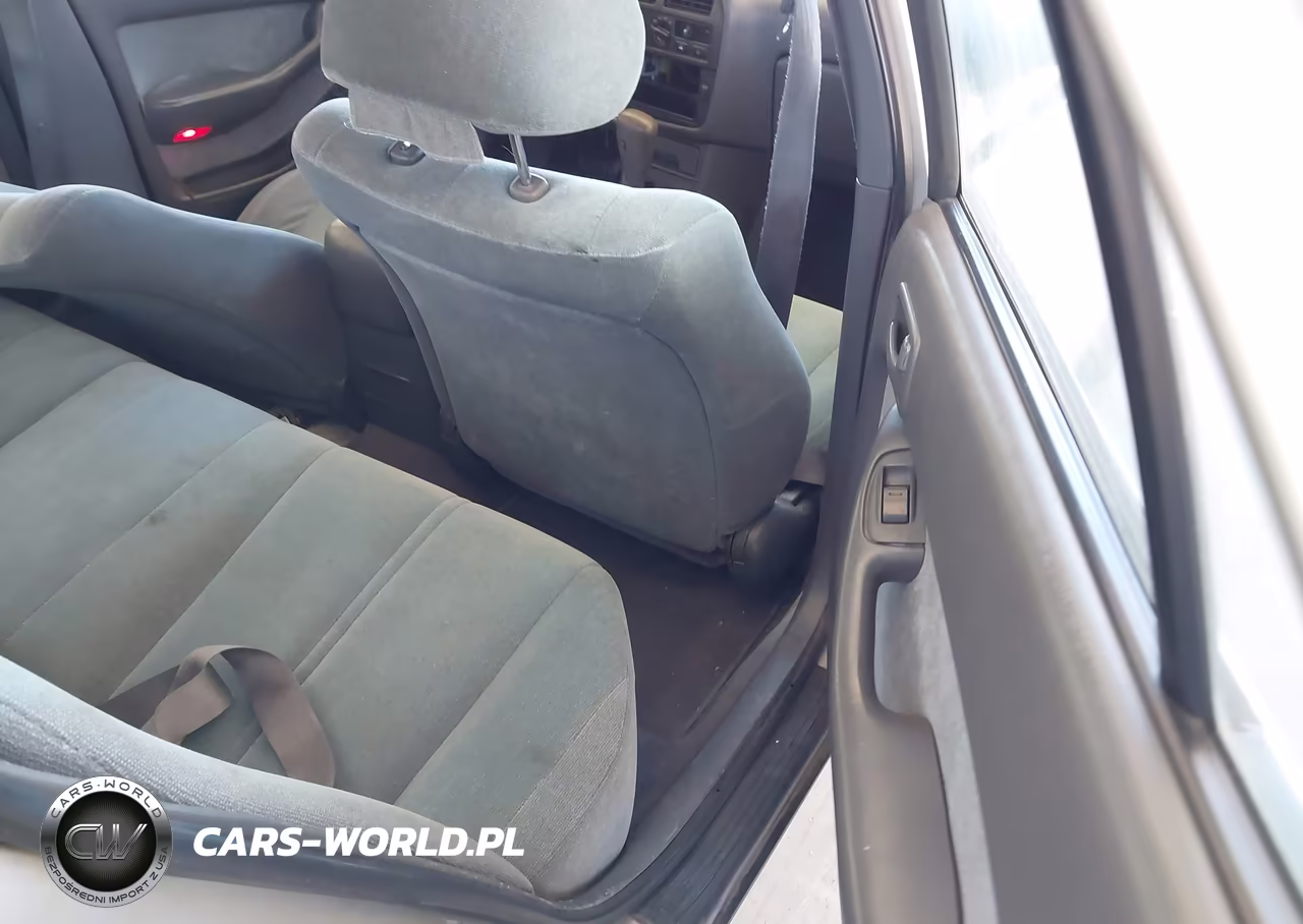 1993 Toyota Camry Le VIN:JT2SK12E9P0148765 - 8