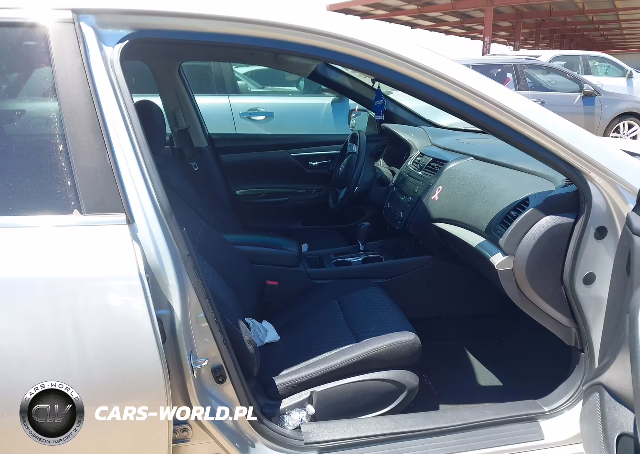 2016 Nissan Altima 2.5 VIN:1N4AL3AP8GC141681 - 5