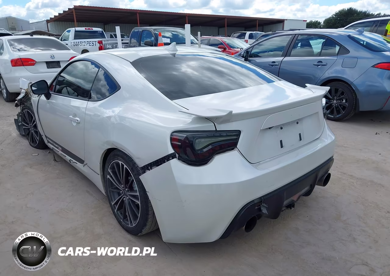 2013 Subaru Brz Premium VIN:JF1ZCAB10D1609752 - 3