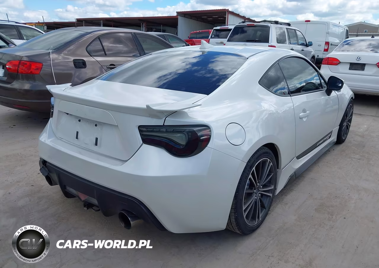 2013 Subaru Brz Premium VIN:JF1ZCAB10D1609752 - 4