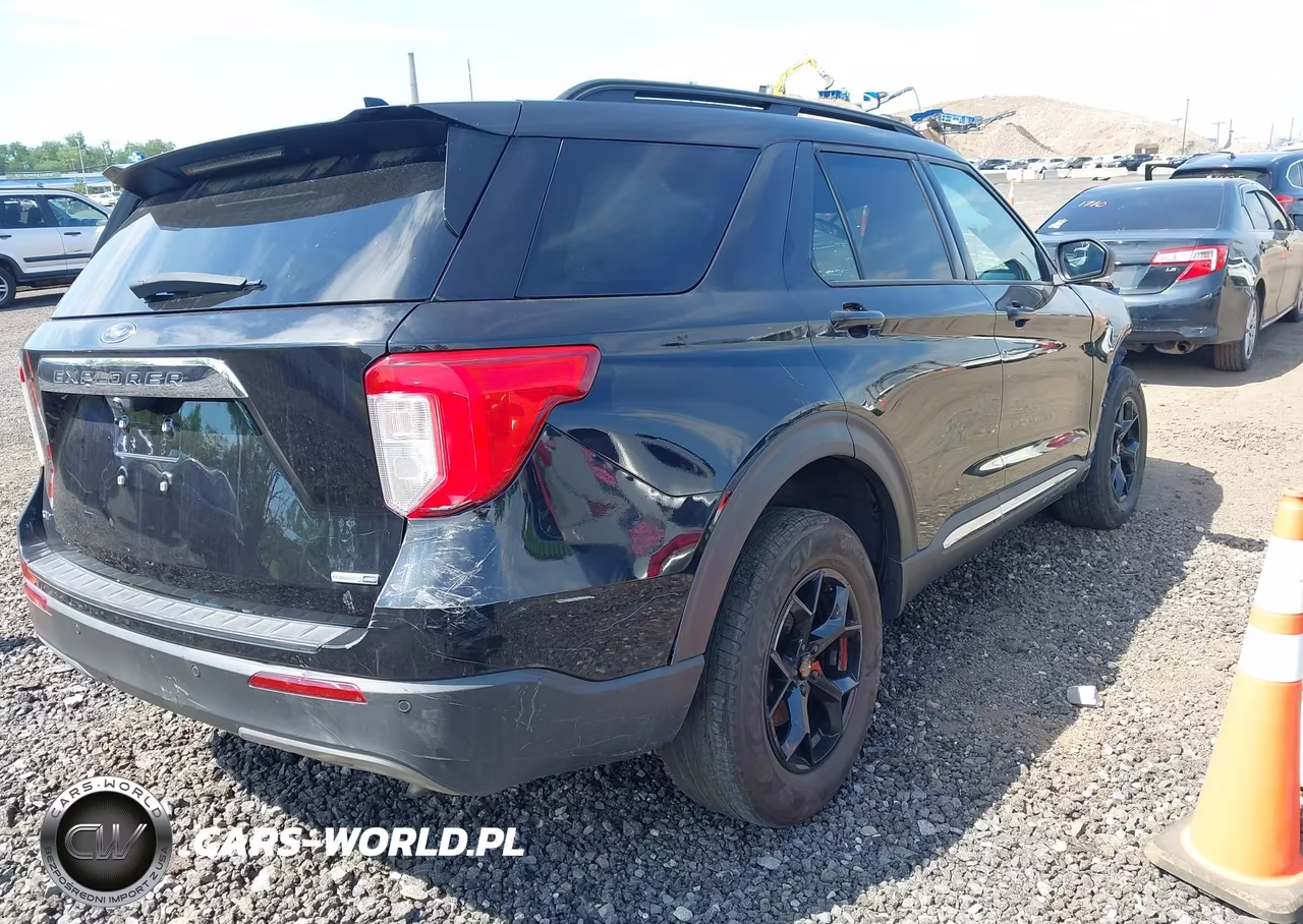 2020 Ford Explorer Xlt VIN:1FMSK8DH6LGB27893 - 4