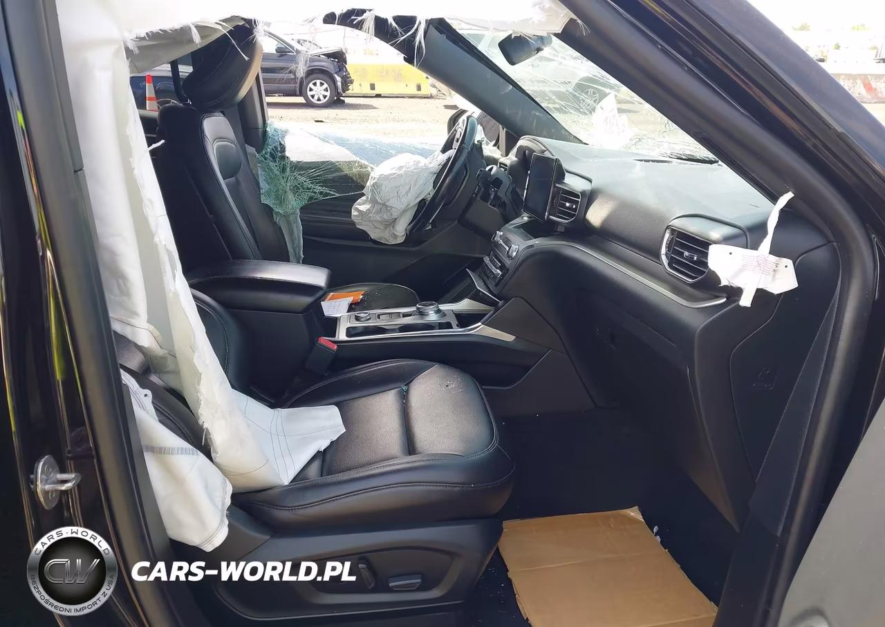 2020 Ford Explorer Xlt VIN:1FMSK8DH6LGB27893 - 5
