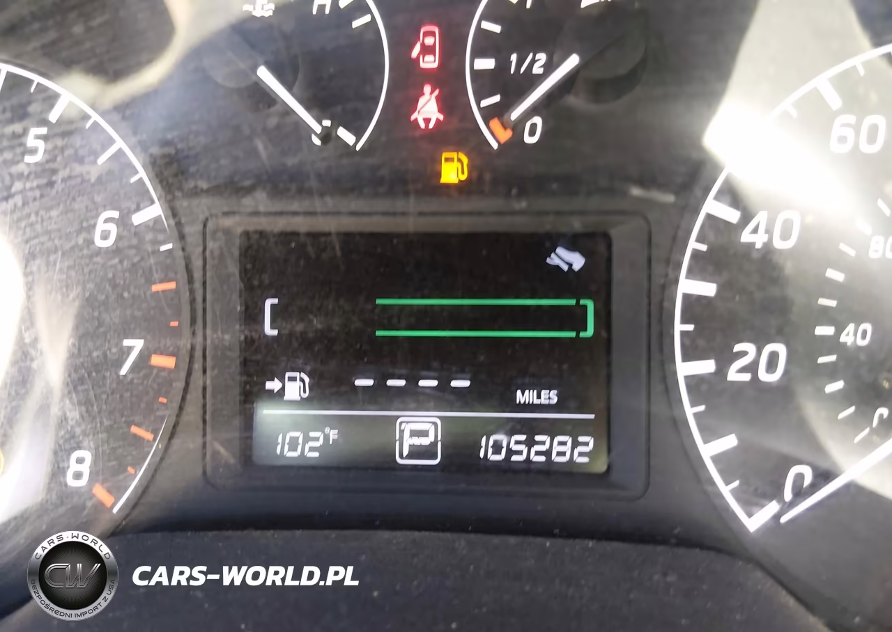 2017 Nissan Sentra S VIN:3N1AB7APXHY346144 - 12