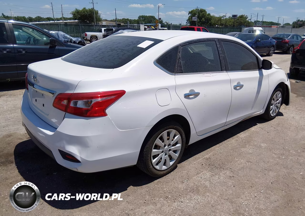 2017 Nissan Sentra S VIN:3N1AB7APXHY346144 - 4