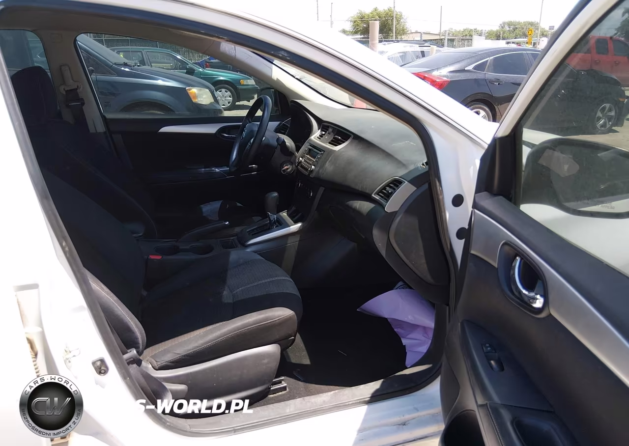 2017 Nissan Sentra S VIN:3N1AB7APXHY346144 - 5