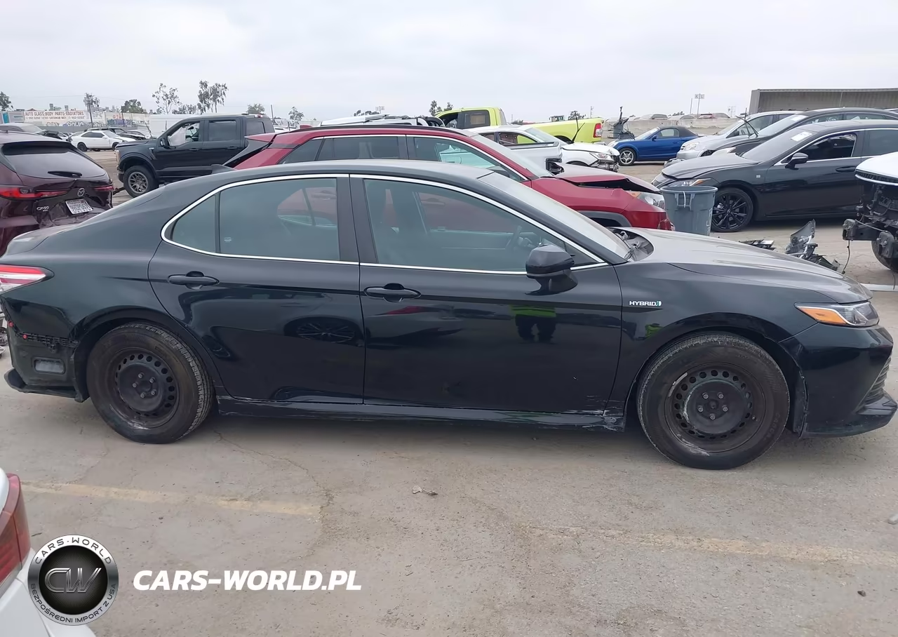 2020 Toyota Camry Le Hybrid VIN:4T1C31AK8LU011279 - 14