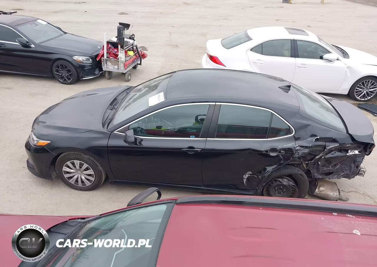 2020 Toyota Camry Le Hybrid VIN:4T1C31AK8LU011279 - 15